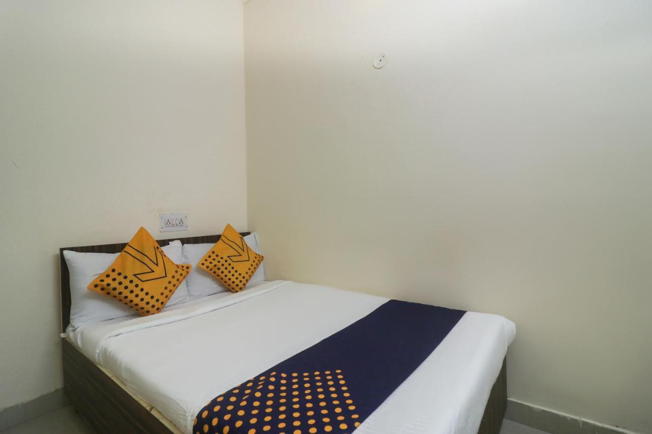 Spot On Negi Home Stay Dehradun Exterior photo