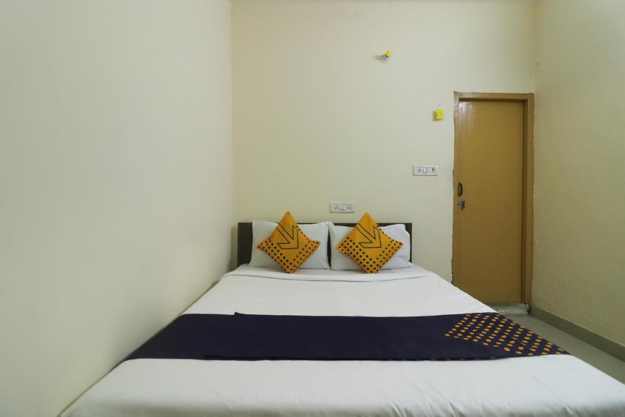 Spot On Negi Home Stay Dehradun Exterior photo